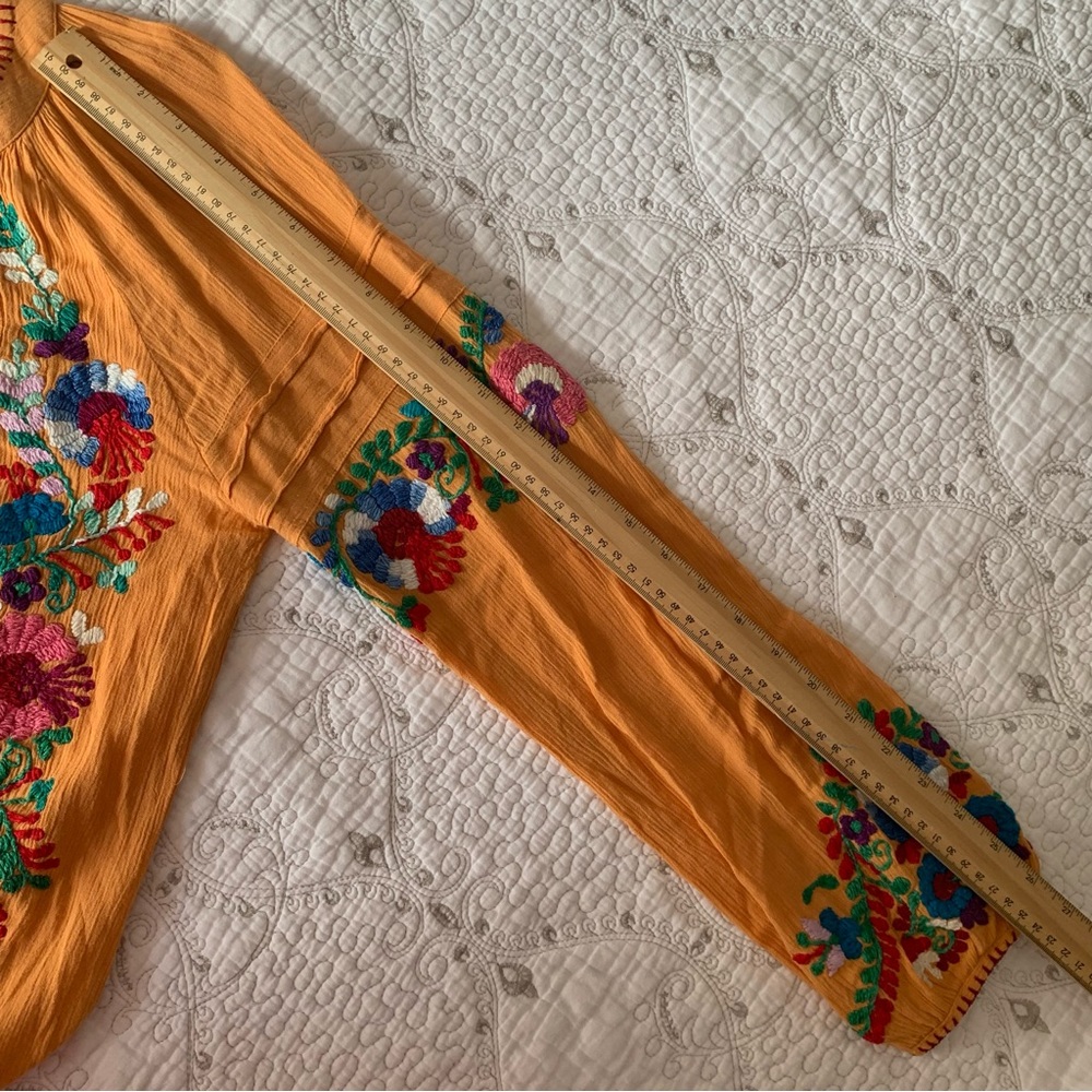 Sundance Floral Embroidered Boho Blouse size M - Picture 15 of 16